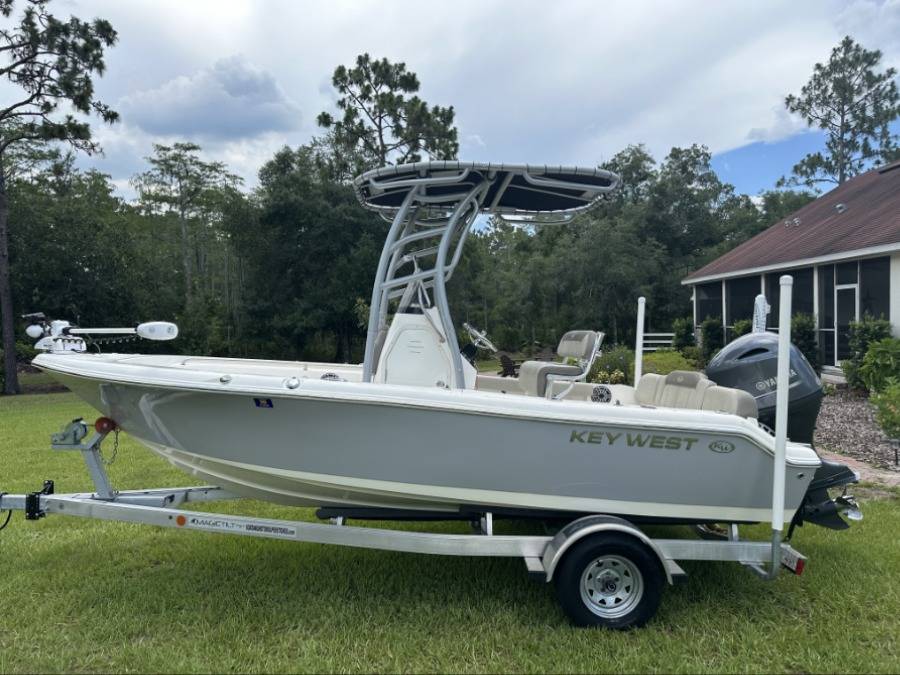 2022 Key West 189 FS with a SG900 boat t-top, photo 2 of 3