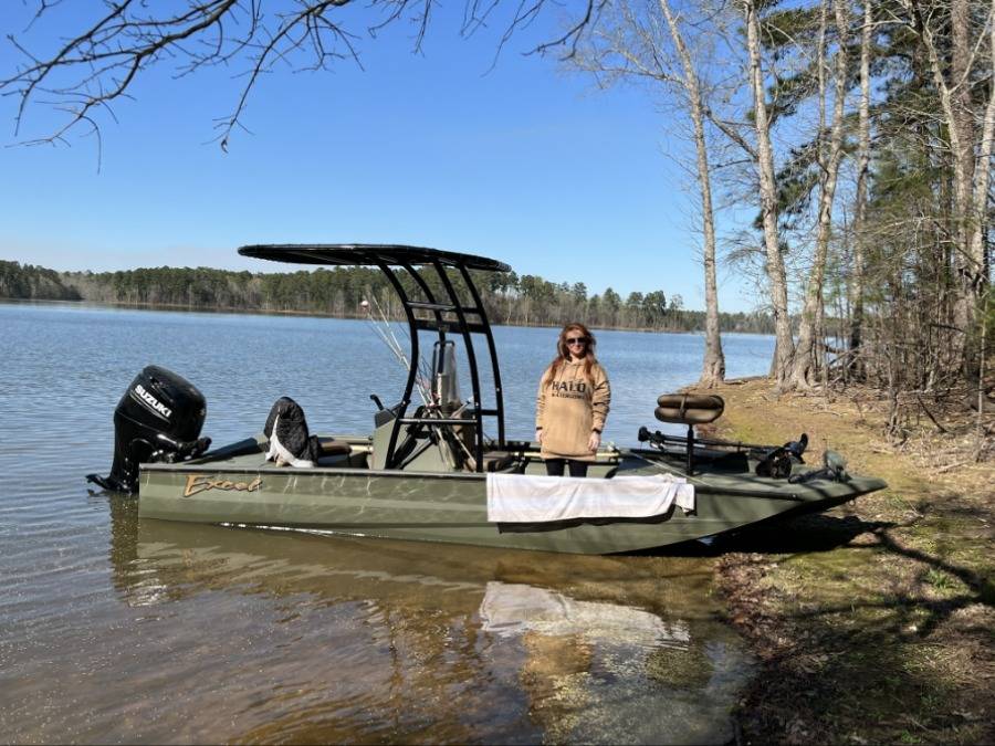 2023 Excel 1860 Stalker with a SG300 boat t-top, photo 1 of 4