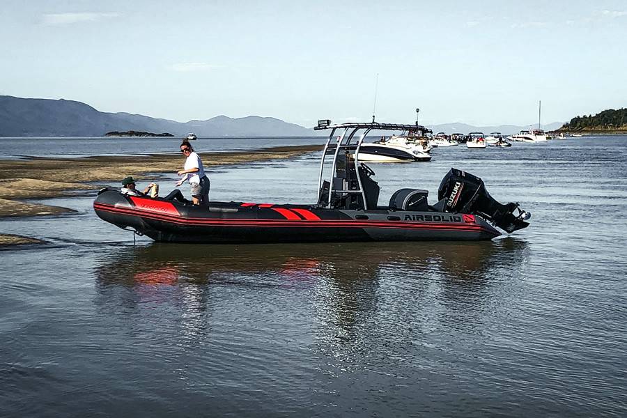 AirSolid RIB with a SG300 boat t-top, photo 3 of 6